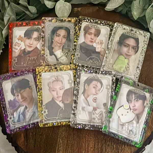 Aniteez Acrylic Photocard Holder
